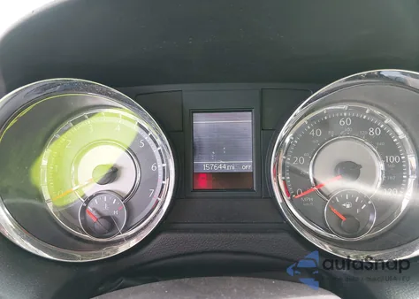 2013 Chrysler Town & Country Touring z USA, uszkodzony, nr VIN 2C4RC1BG2DR629656